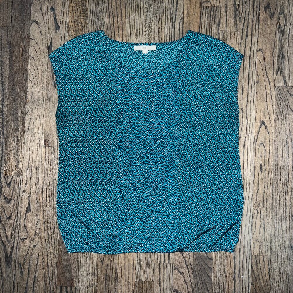 Ann Taylor LOFT Teal Green Paisley Pleated Front Sleeveless Top Blouse